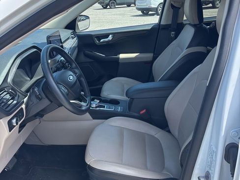 Used 2020 Ford Escape Titanium AWD/4WD image 10