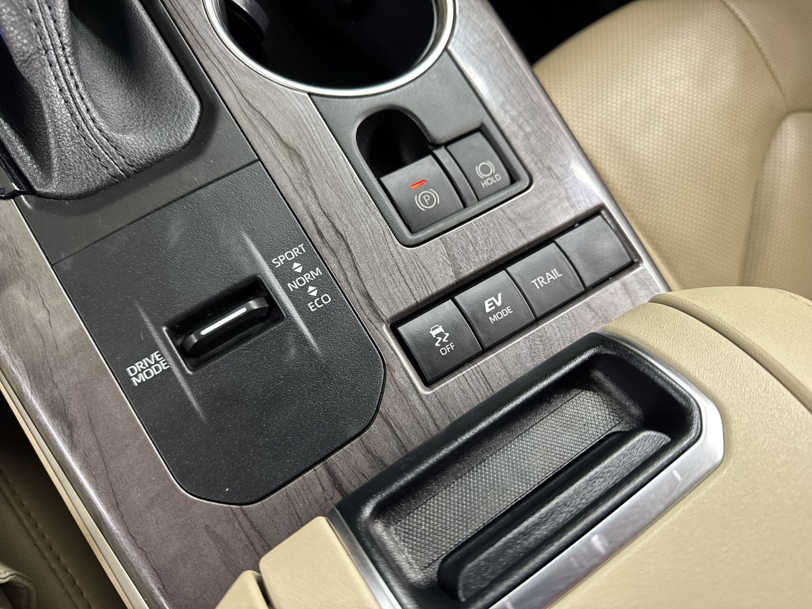 Used 2022 Toyota Highlander Limited AWD/4WD image 45
