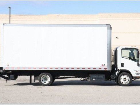 Used 2023 Chevrolet Low Cab Forward 5500XD RWD image 4