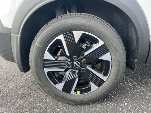 New 2026 Nissan Kicks SV w/ SV Premium Package image 12