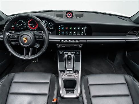 Used 2022 Porsche 911 Targa 4S image 21
