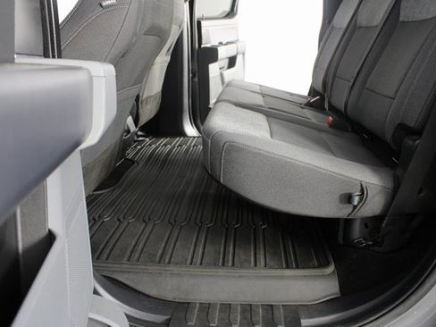 Used 2022 Ford F150 XLT w/ Equipment Group 302A High image 16