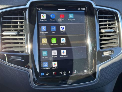 Certified 2024 Volvo XC90 T8 Plus w/ Protection Package Premier image 25