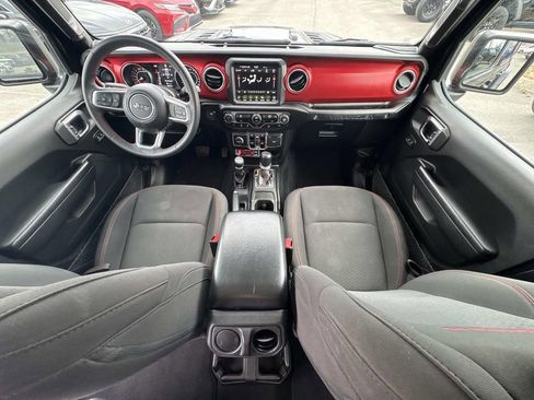 Used 2023 Jeep Wrangler Rubicon image 21