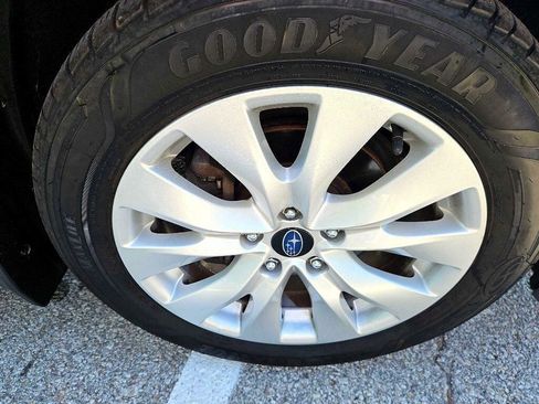 Used 2016 Subaru Legacy 2.5i Premium image 16