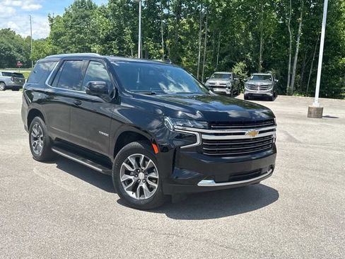 Used 2021 Chevrolet Tahoe LT w/ LT Signature Package AWD/4WD image 2