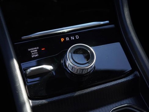 New 2026 Jeep Grand Cherokee Altitude image 21