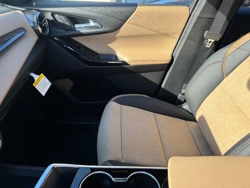 New 2026 Chevrolet Equinox ACTIV image 8