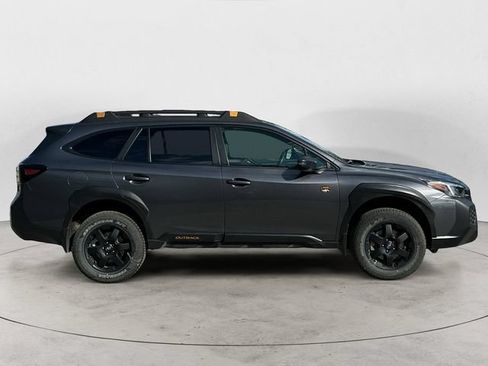 Used 2025 Subaru Outback Wilderness AWD/4WD image 6