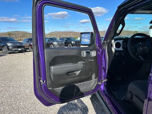 New 2026 Jeep Gladiator Willys image 33