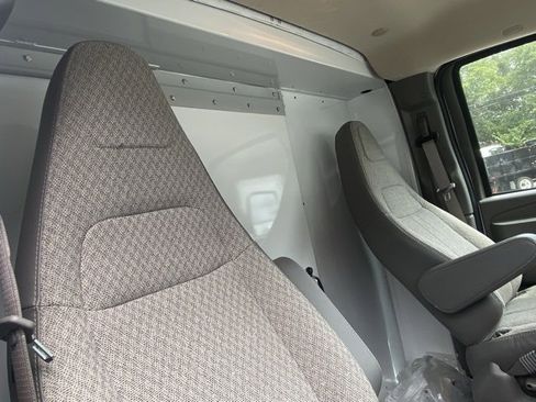 New 2025 Chevrolet Express 3500 w/ Power Convenience Package image 30