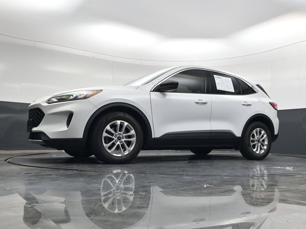 Used 2022 Ford Escape SE w/ Convenience Package FWD image 42