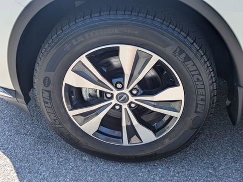 Used 2024 Nissan Murano SV image 14