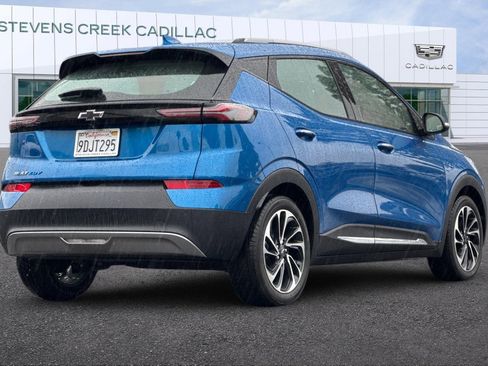 Used 2022 Chevrolet Bolt EUV Premier w/ Sun & Sound Package image 3