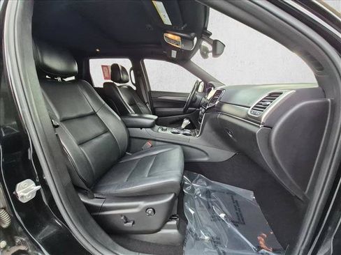 Used 2019 Jeep Grand Cherokee Limited AWD/4WD image 21