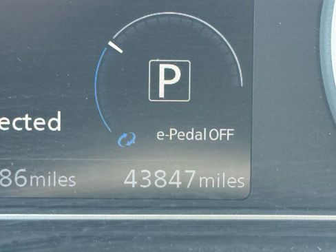 Certified 2023 Nissan Leaf S w/ Protection Package FWD image 17