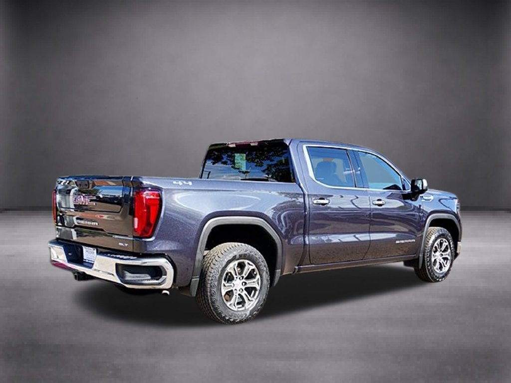 Used 2025 GMC Sierra 1500 SLT AWD/4WD image 4