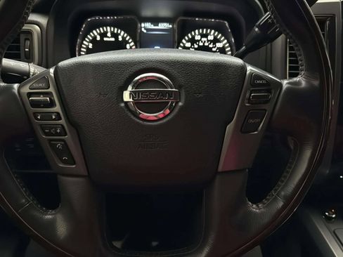 Used 2017 Nissan Titan Platinum Reserve image 21