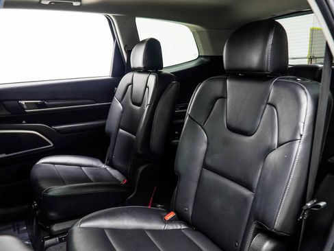 Used 2024 Kia Telluride S w/ S Sunroof Package FWD image 44
