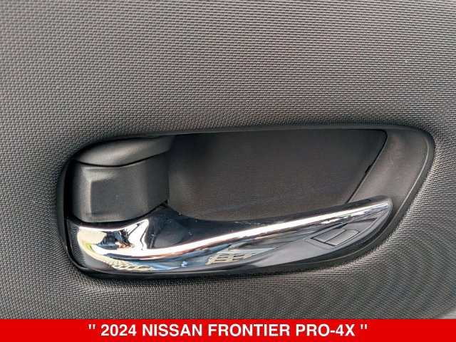 Certified 2024 Nissan Frontier PRO-4X w/ Off-Road Protection Package AWD/4WD image 13