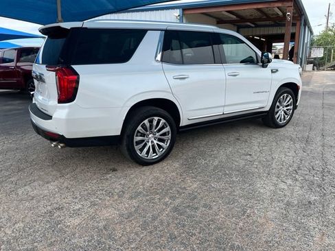 Used 2022 GMC Yukon Denali AWD/4WD image 4