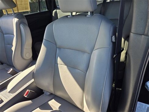 Used 2023 Honda Passport EX-L image 17