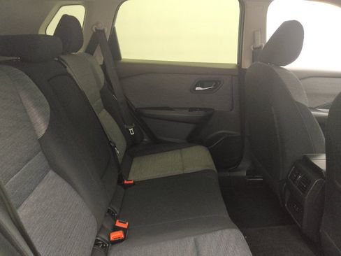 Used 2023 Nissan Rogue SV FWD image 19
