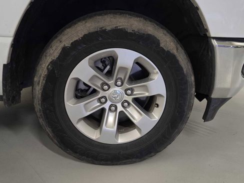 Used 2024 RAM 1500 Laramie image 10