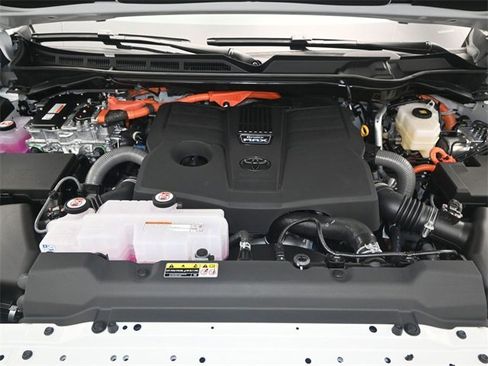 New 2026 Toyota Tundra Limited image 17