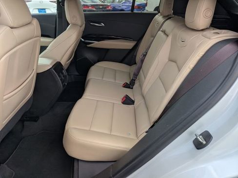 Used 2024 Cadillac XT4 Luxury w/ Cold Weather Package FWD image 24