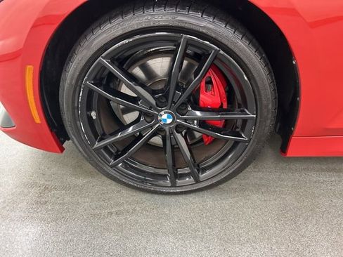 Used 2023 BMW 330i xDrive Sedan w/ M Sport Package AWD/4WD image 29