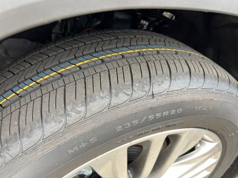 New 2026 Toyota Highlander Platinum image 28