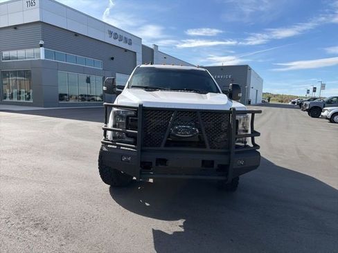 Used 2019 Ford F350 Lariat AWD/4WD image 8