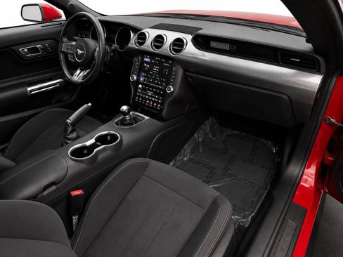 Used 2021 Ford Mustang GT RWD image 16