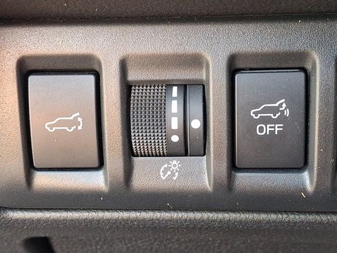 Certified 2024 Subaru Outback Limited AWD/4WD image 25