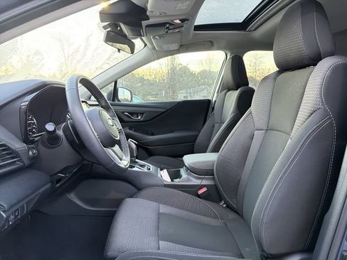 Certified 2025 Subaru Outback Premium image 9
