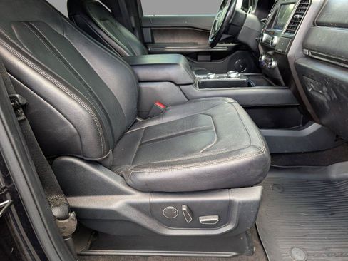 Used 2020 Ford Expedition Limited w/ Equipment Group 301A AWD/4WD image 43