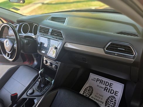 Used 2019 Volkswagen Tiguan SE w/ Panoramic Sunroof Package AWD/4WD image 29