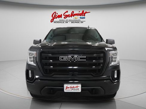 Used 2021 GMC Sierra 1500 Elevation w/ LPO, Elevation Black Package AWD/4WD image 3
