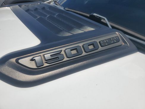 Used 2019 RAM 1500 Rebel w/ Rebel Level 2 Equipment Group AWD/4WD image 4