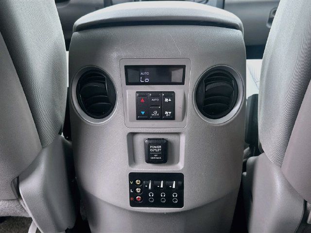Used 2015 Honda Pilot SE image 27