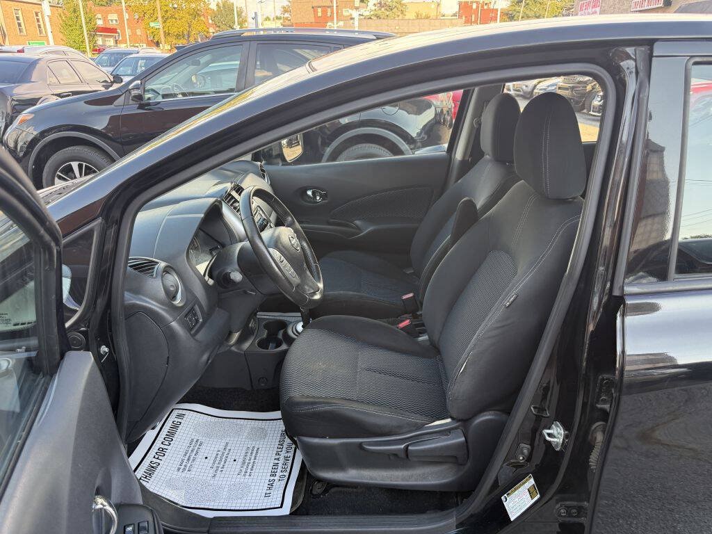 Used 2018 Nissan Versa Note SV FWD image 13