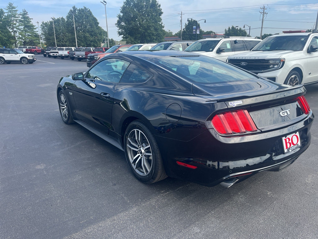 Used 2016 Ford Mustang GT RWD image 6