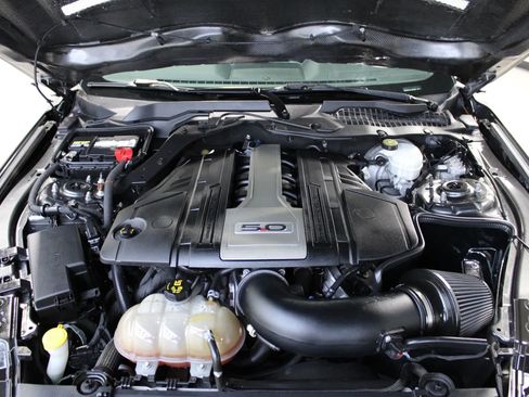 Used 2018 Ford Mustang GT Premium w/ Equipment Group 401A image 11