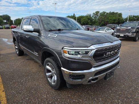 Used 2019 RAM 1500 Limited w/ Advanced Safety Group AWD/4WD image 6