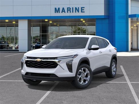 New 2026 Chevrolet Trax LS w/ LS Convenience Package image 6