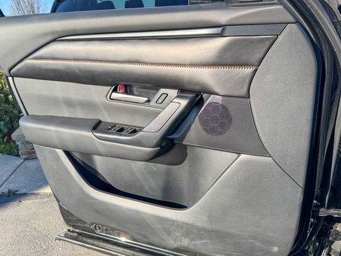 Used 2025 MAZDA CX-50 AWD 2.5 Hybrid w/ Premium Pkg image 12