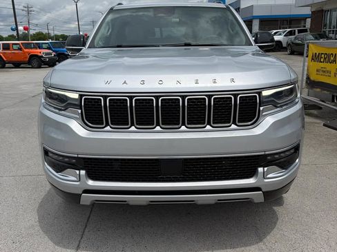 Used 2024 Jeep Wagoneer Series II AWD/4WD image 3