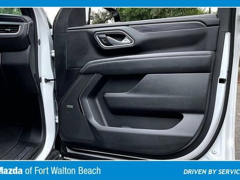 Used 2024 GMC Yukon SLT RWD image 28