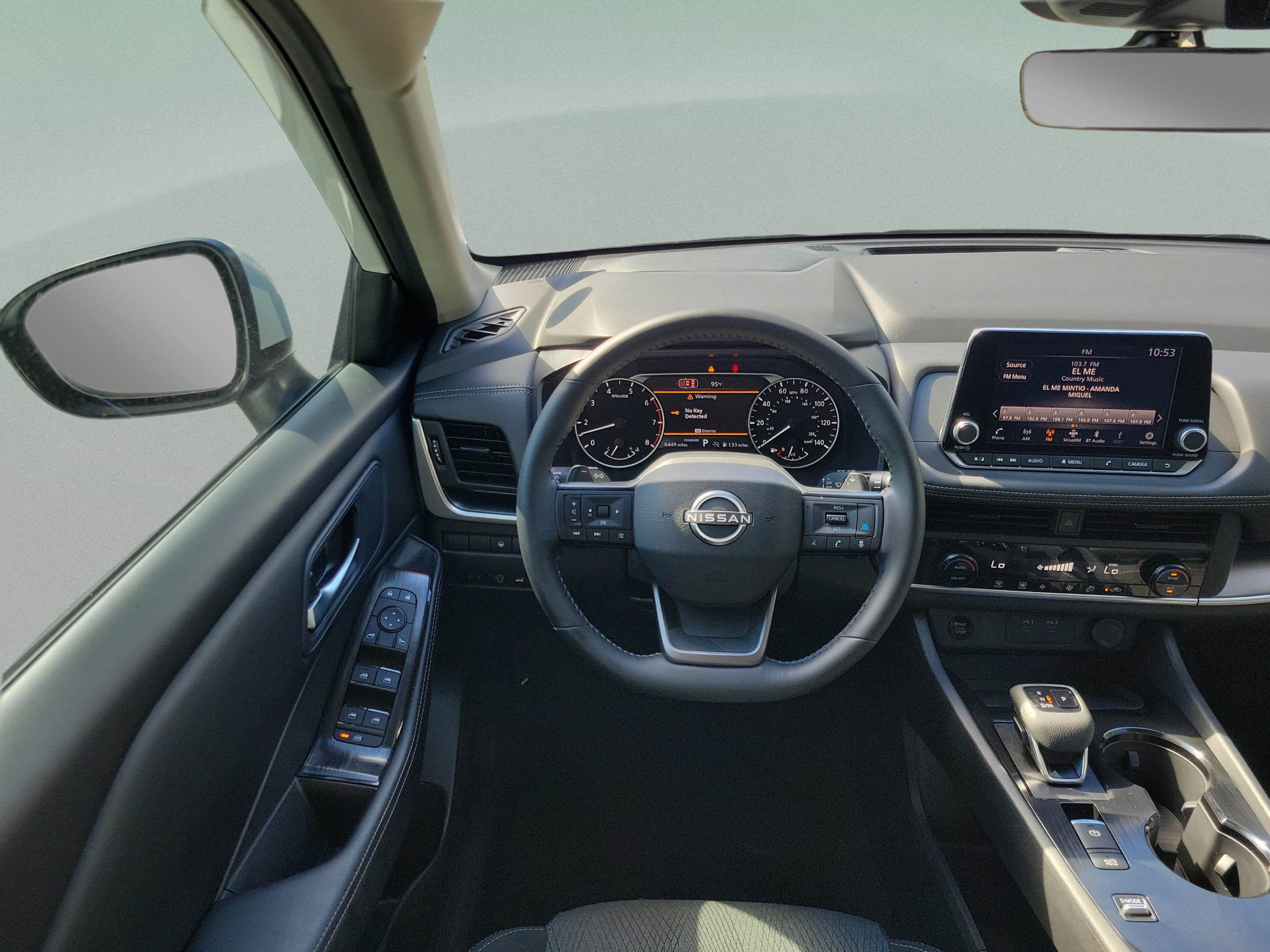 Certified 2026 Nissan Rogue SV FWD image 10